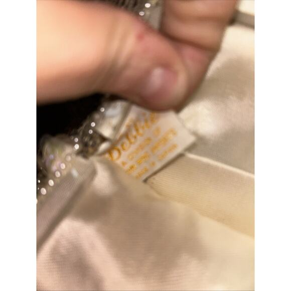 White Pearl/Sequence Purse Bag Chain Kiss Lock Handle Debbie 7" x 6” Evening - Picture 5 of 8